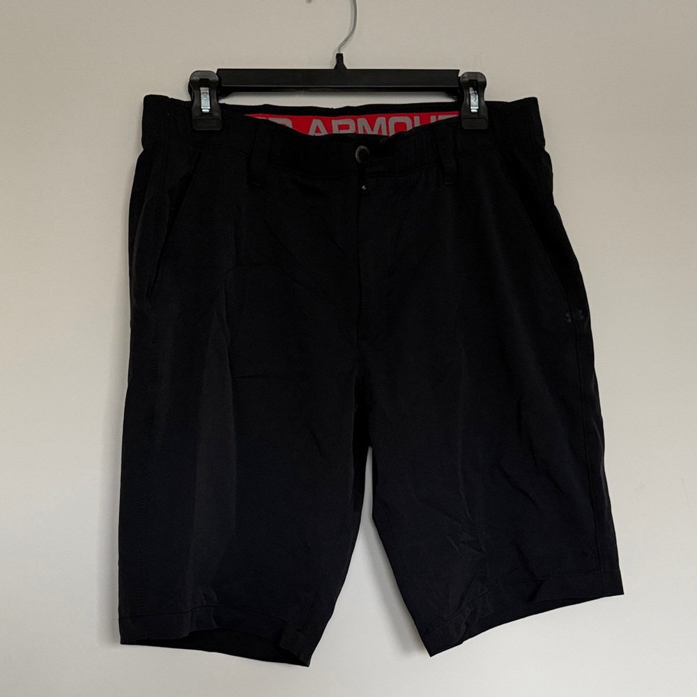 Under Armour Men's Black Athletic Shorts